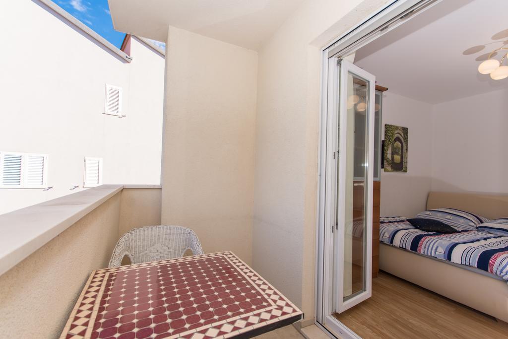 Apartment Angie Trogir Eksteriør billede